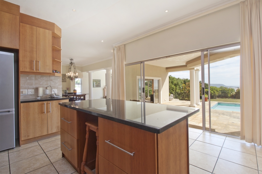 To Let 4 Bedroom Property for Rent in Belvedere Western Cape